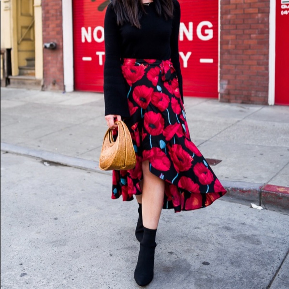 H&M red tulip wrap skirt